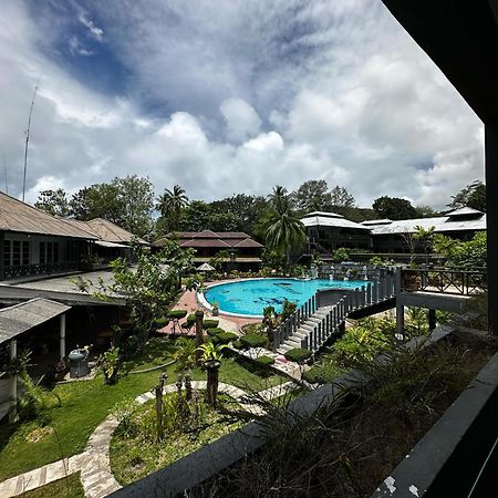 Beach Resort - Arwana Perhentian Besar Kampung Kuala Besut Dış mekan fotoğraf