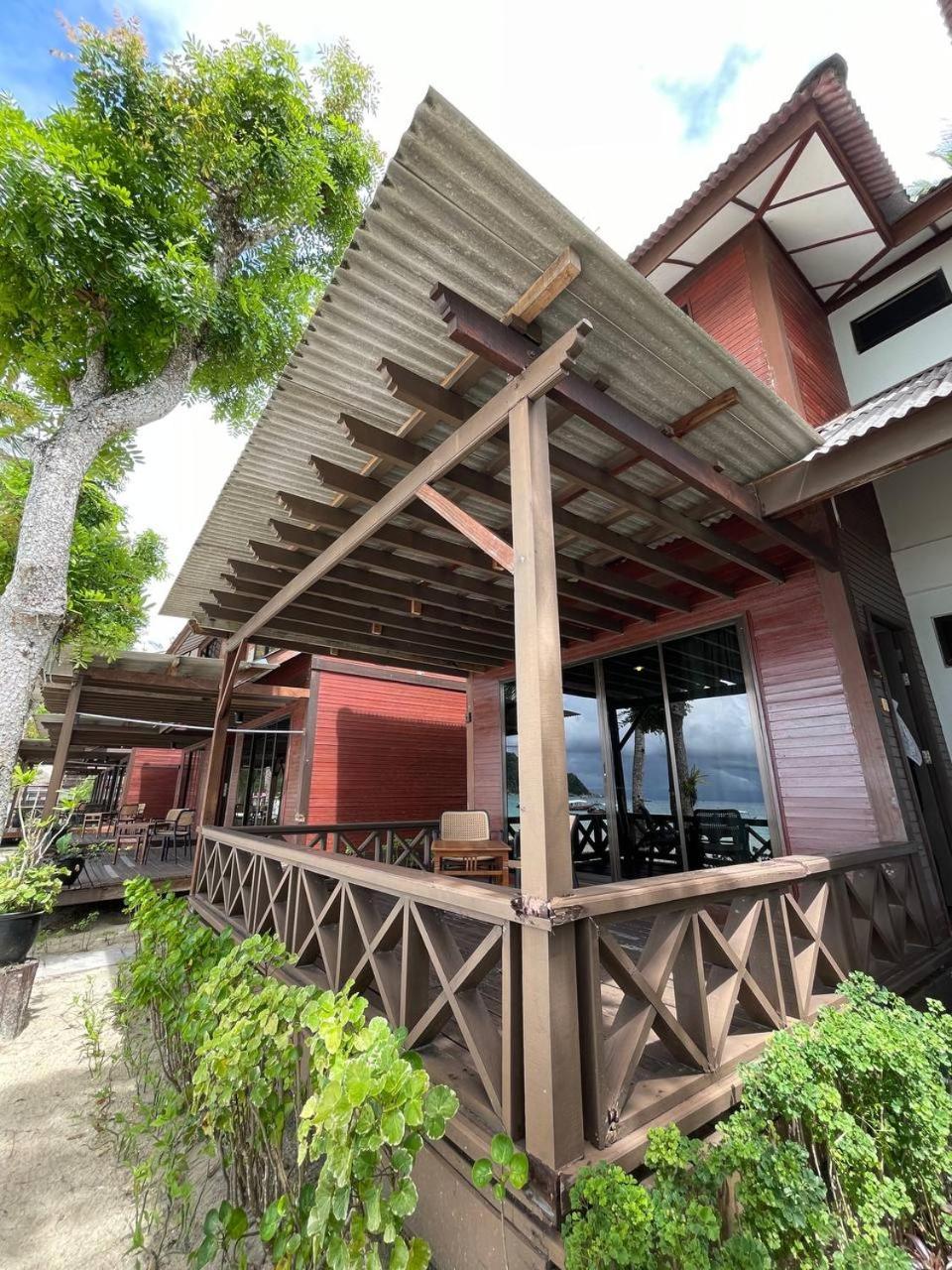 Beach Resort - Arwana Perhentian Besar Kampung Kuala Besut Dış mekan fotoğraf