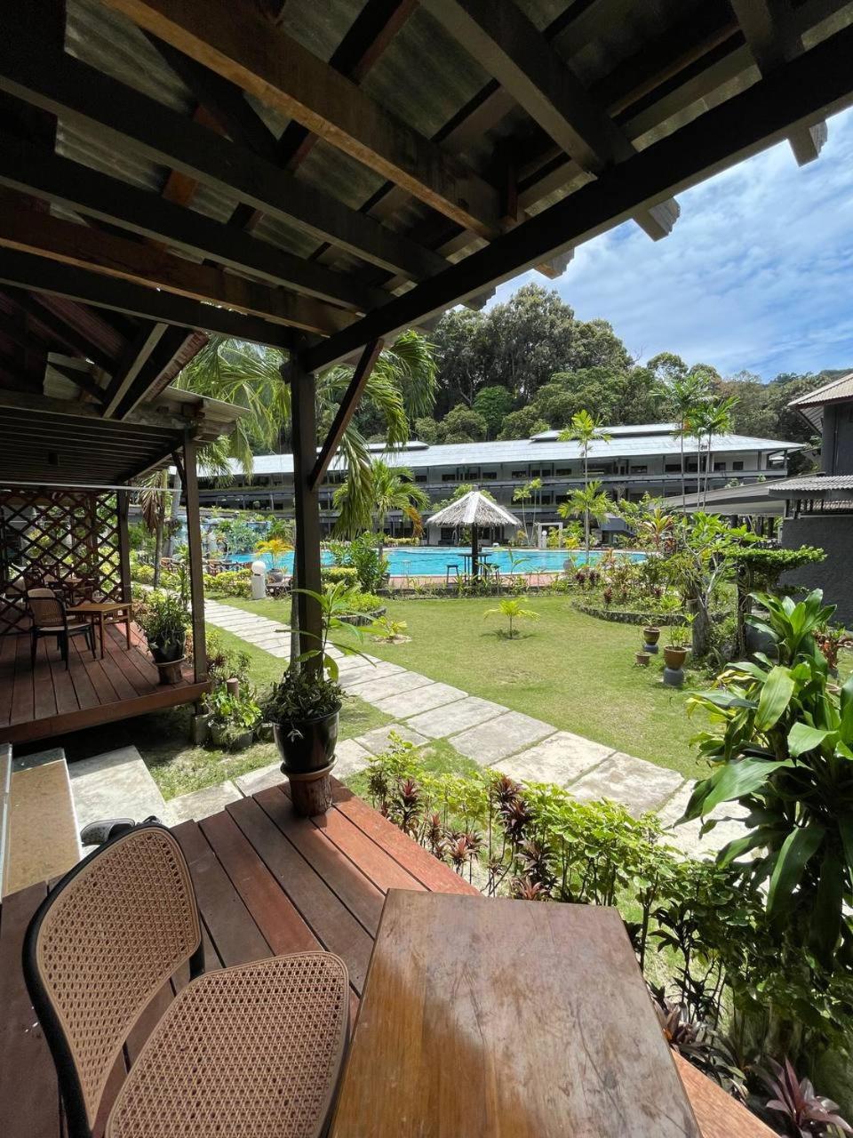 Beach Resort - Arwana Perhentian Besar Kampung Kuala Besut Dış mekan fotoğraf
